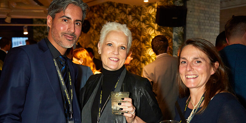 MacGroup_Event_April18-102.jpg 800x400