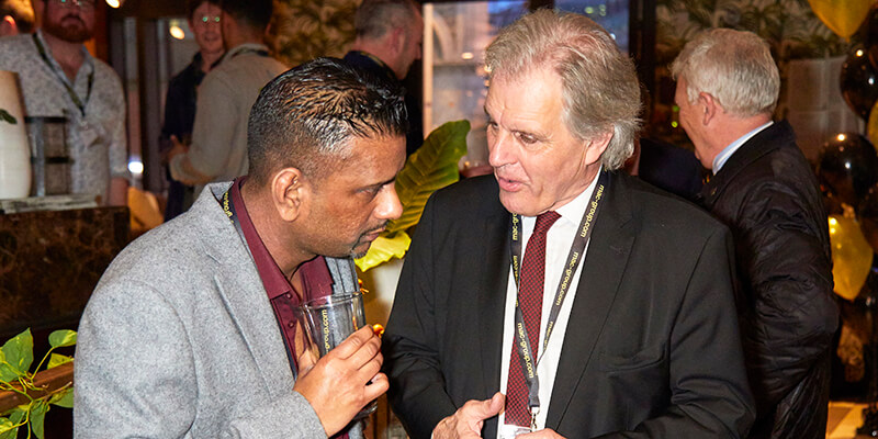 MacGroup_Event_April18-173.jpg 800x400