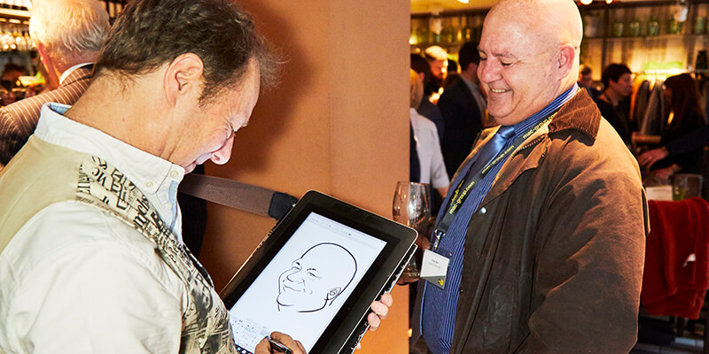 MacGroup_Event_April18-45.jpg 800x400