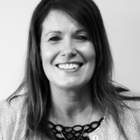 Dee Booth