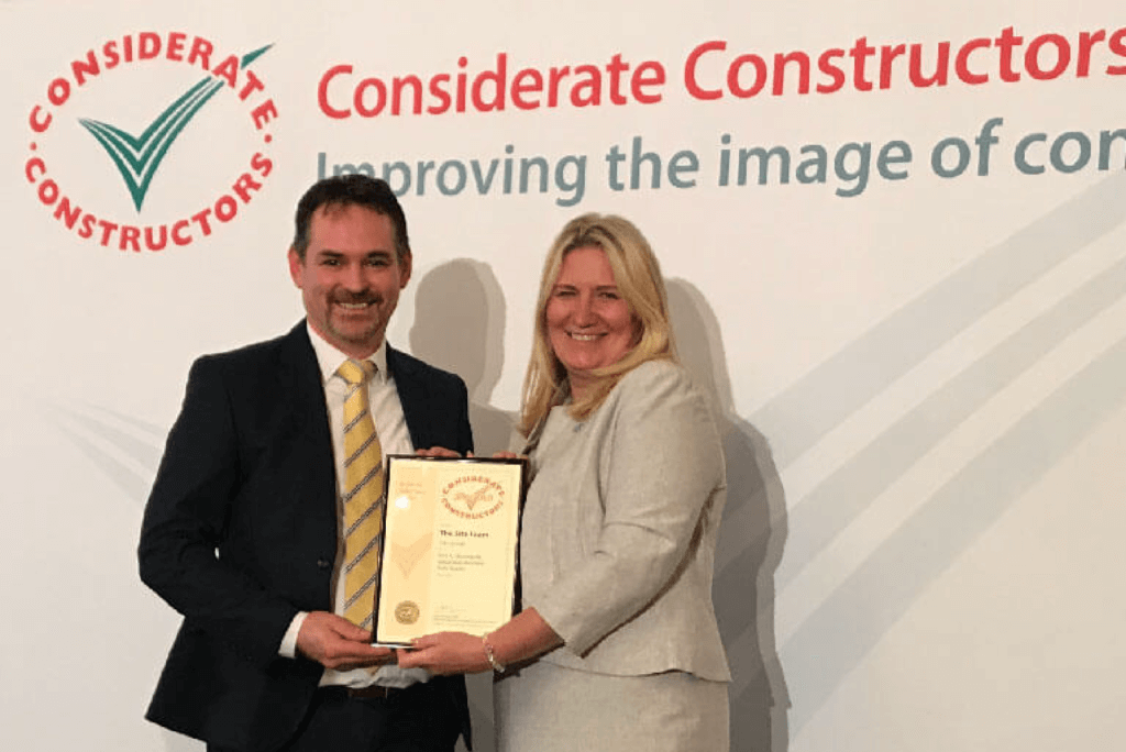 Considerate Constructors Gary O'Sullivan